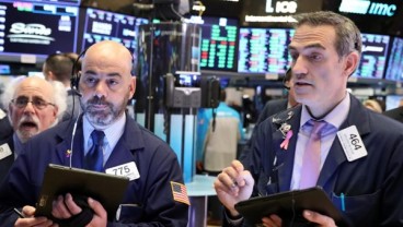 Wall Street Terbebani Aksi Trump, Diprediksi Tambah Gontai pada Perdagangan Selasa (7/5)