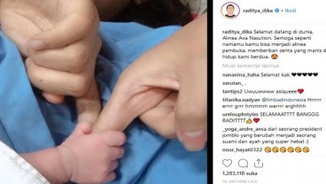 Selamat! Raditya Dika Dikaruniai Putri Pertama