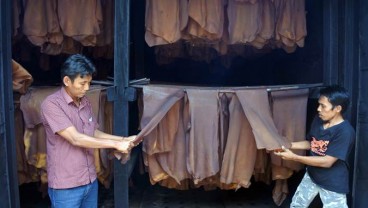 Tensi AS-China Jaga Apresiasi Yen, Harga Karet Turun