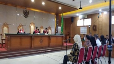 Kasus Meikarta : Neneng Dituntut 7,6 Tahun dan Dicabut Hak Politiknya