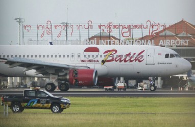 Penumpang Rute Internasional Ngurah Rai Naik 14%, Domestik Turun 11%