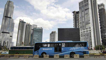 Bus TransJakarta Tabrak Separator, Operator Akan Dikenai Sanksi