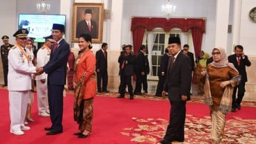 Presiden Lantik Gubernur Maluku Utara