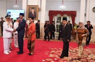 Presiden Lantik Gubernur Maluku Utara