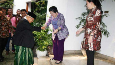 Menko PMK Puan Maharani Akan 'Impor' Guru dari Luar Negeri