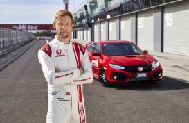 Jenson Button Cetak Rekor Di Sirkuit Panorama Pakai Honda Civic R