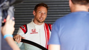 Pebalap Legendaris F1 Jenson Button Puji Honda Civic Tipe R