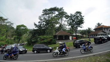 Jalur Mudik di Garut Rusak