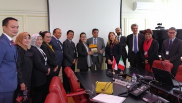 LAPORAN DARI ITALIA : BKSAP-DPR RI Kunjungi Italian Trade Agency