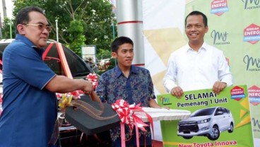 Rutin Pakai BBM Non Subsidi, Warga Banjarmasin Raih Mobil dari Pertamina