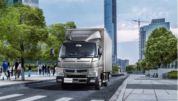 Mitsubishi Fuso Luncurkan Model 2019 Truk Ringan Canter, Usung Fitur Canggih