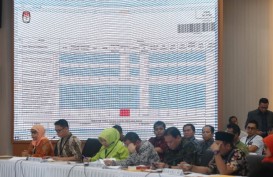 Rekapitulasi KPU Hampir Selesai, Jokowi Masih Unggul Atas Prabowo