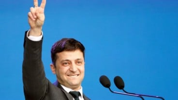 Komedian Volodymyr Zelensky Dilantik Jadi Presiden Ukraina Hari Ini