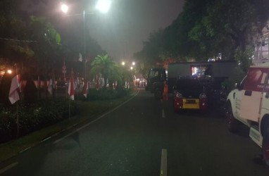 Jelang Rekapitulasi Final Pemilu, Polisi Tutup Jalan Sekitar Gedung KPU RI