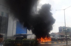 Warga Temukan Peluru di Mobil Polisi yang Terbakar