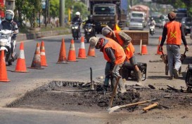 Perbaikan Jalan Nasional di Surabaya Dihentikan H-10