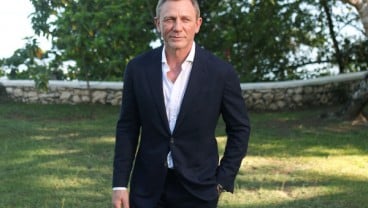 Cedera, Aktor Daniel Craig Harus Operasi Tumit