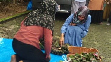 Pemkab Lutra Gandeng Bulog Gelar Pasar Murah Ramadan