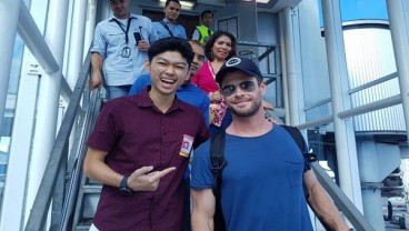 Aktor Spider-Man Tom Holland dan Chris Hemsworth Kunjungi Bali