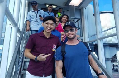 Aktor Spider-Man Tom Holland dan Chris Hemsworth Kunjungi Bali