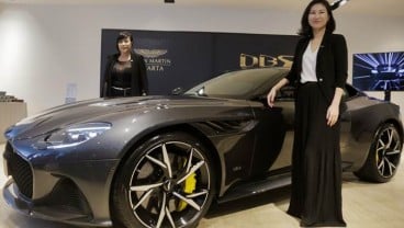 Aston Martin Resmi Kenalkan DBS Superleggera