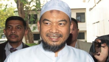 17 Jam Belum Cukup, Besok Polisi Masih Periksa Ustaz  Sambo