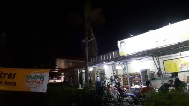 Pemudik Nyaman Berlama-Lama di Rest Area Tol Tangerang-Merak