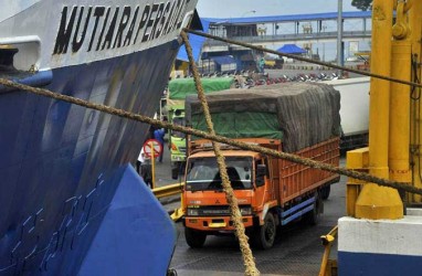 Tarif Penyeberangan Merak-Bakauheni Lebih Mahal 20% Malam Hari