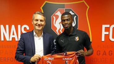 Torino Lepas Permanen Mbaye Niang ke Rennais