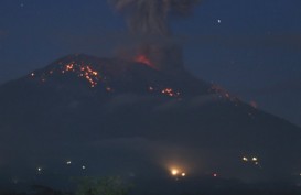 Gunung Agung Bali Kembali Erupsi