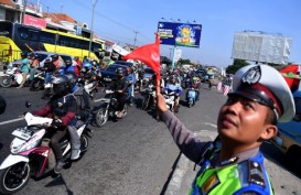 Jalur Mudik di Pantura Cirebon Tersendat di Pasar Celancang