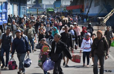 Pemudik di Pelabuhan Tanjung Perak Mencapai 62.125 Orang