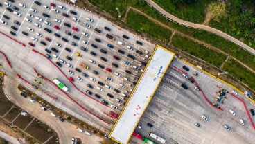 Urai Kepadatan Tol Batang - Semarang, One Way Diperpanjang Hingga GT Kali Kangkung