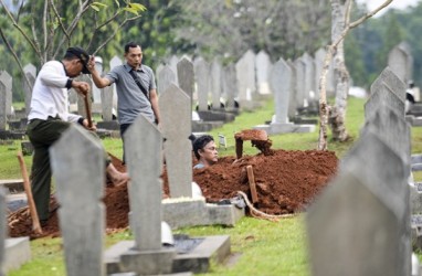 Makam Ani Yudhoyono Dekat Ainun Habibie Berjarak 1 Meter