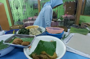 JELAJAH LEBARAN JAWA BALI 2019: Berbuka Puasa dengan Pecel Asli Mojokerto