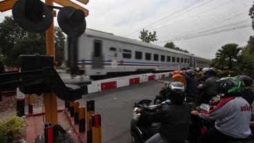 Pemudik ke Padang dan Pariaman Diminta Waspadai Perlintasan KA Tanpa Palang Pintu