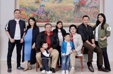 Potret Kedekatan Ani Yudhoyono dengan Annisa Pohan dan Aliya Rajasa