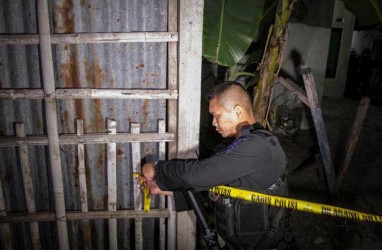 Bom di Pos Polisi Kartasura: Polisi Temukan Benda Berikut di Rumah Pelaku