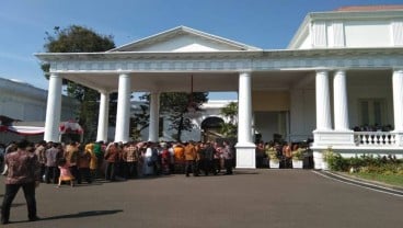 Ingin Temui Jokowi, Para Pejabat Negara Antre dan 'Serbu' Istana