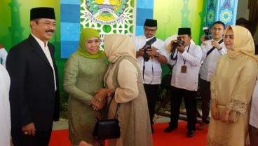 Open House Gubernur Jatim, Ribuan Warga Serbu Gedung Grahadi