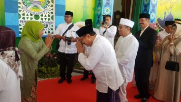 Khofifah Minta Warga Dukung Petugas Pengamanan yang Bekerja saat Lebaran