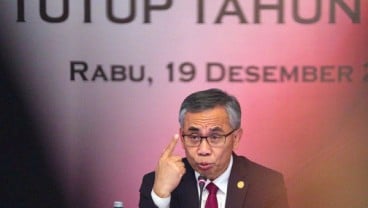 OJK: Tak Perlu Didorong, Bank Akan Konsolidasi Alamiah