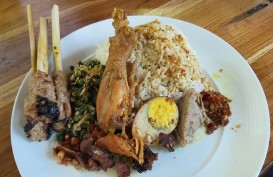 JELAJAH LEBARAN JAWA BALI 2019: Menyantap Nikmatnya Nasi Ayam Kedewatan Ibu Mangku