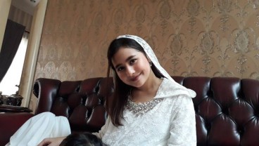 Prilly Latuconsina Bagikan THR dengan Cara ‘Cashless’