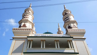 JELAJAH LEBARAN JAWA-BALI 2019: Empat Masjid Yang Wajib Dikunjungi di Bali