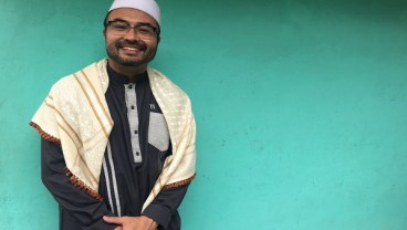 Lebaran 2019, Surya Saputra Bayar Utang Keluarga