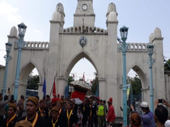 Jadi Rebutan, Ini Makna 1.000 Tumpeng di Grebeg Syawal Keraton Solo