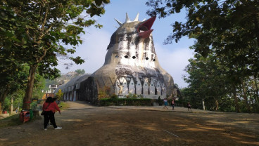 Libur Lebaran : Saatnya Menikmati Alam dari Bukit Rhema