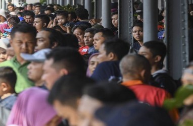 JELAJAH LEBARAN JAWA-BALI 2019: Arus Balik 2019, Kereta Api Favorit, Terminal Bus Lesu