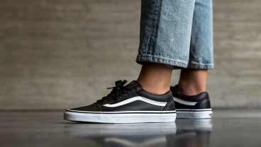 3 Alasan Mengapa Vans Old Skool Classic Sangat Populer di Kalangan Pencinta Sneakers